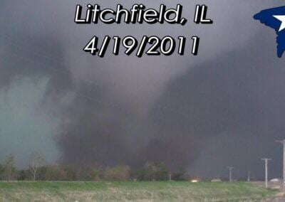 April 19, 2011 • Litchfield, Illinois Large & Dusty Tornado!