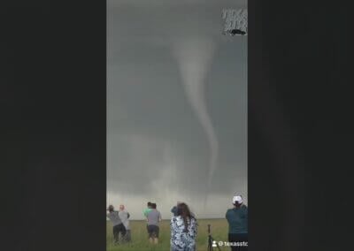 Tour Guests see Tornado in Chugwater, Wyoming [2023] {J} #shorts
