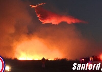 Stunning Air Drops on a New Wildfire – Sanford, Texas {Blake Brown}