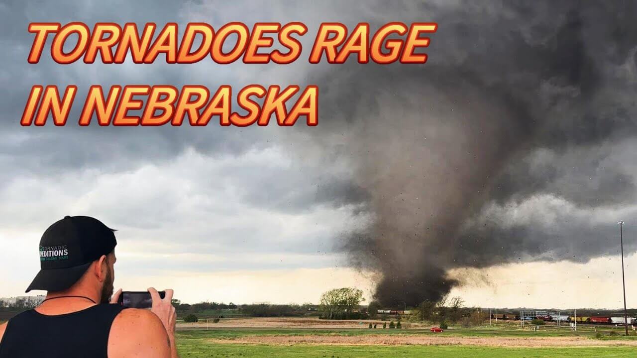 Damaging Tornadoes Wreak Havoc Near Lincoln And Omaha, Nebraska!!