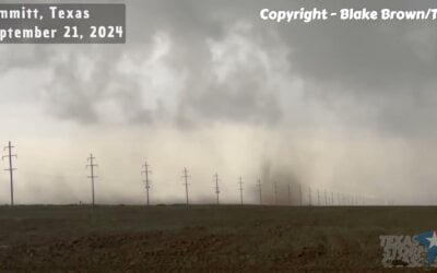 Dimmitt, Texas Area Tornado Warning – Storm Chasing Footage {BB}